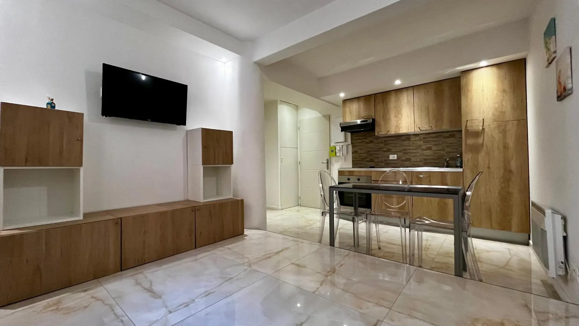 Monte Carlo Border One Bedroom Apartment Beausoleil