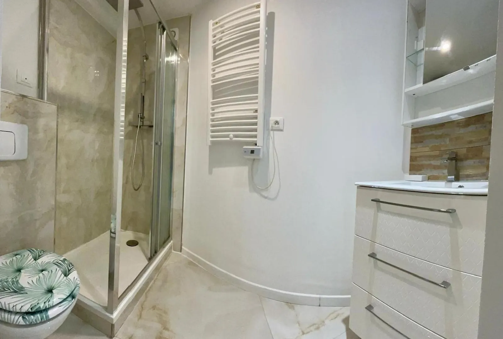 Monte Carlo Border One Bedroom Apartment Beausoleil